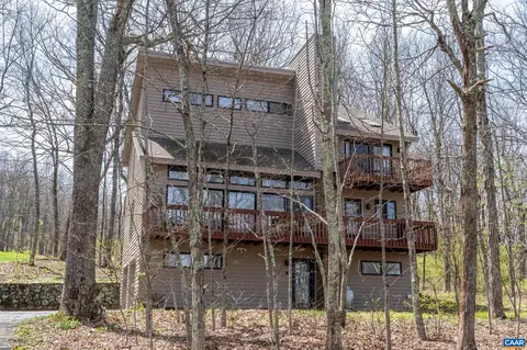 44 E Catoctin Dr, Wintergreen Resort, VA 22967