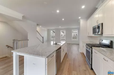 49 Marcella St, Charlottesville, VA 22911 photo 16