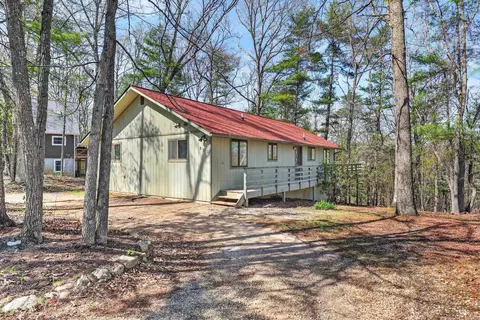 213 Morrie Dr, Basye, VA 22810