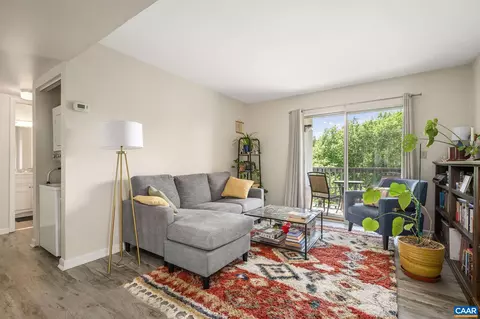 1243 Cedars Ct #A7, Charlottesville, VA 22903
