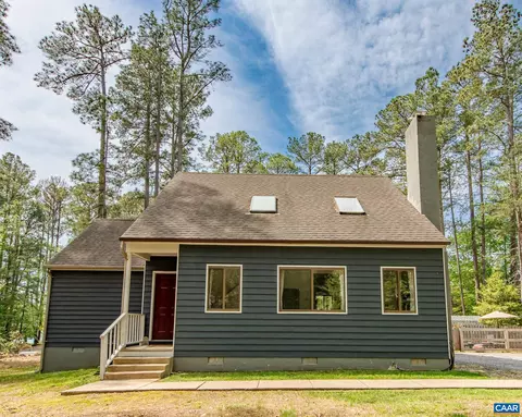 942 Jefferson Dr, Palmyra, VA 22963
