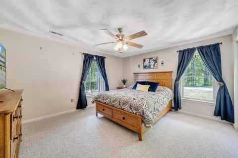 Bedroom - 649 Greyledge Rd, Buchanan, VA 24066 photo 4 of 8