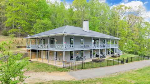 Exterior - 649 Greyledge Rd, Buchanan, VA 24066 photo 2 of 16