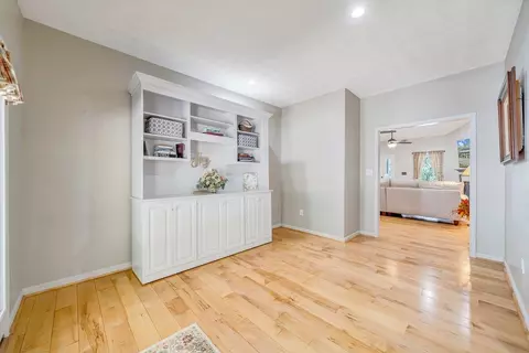 Entry Way - 649 Greyledge Rd, Buchanan, VA 24066 photo 1 of 2