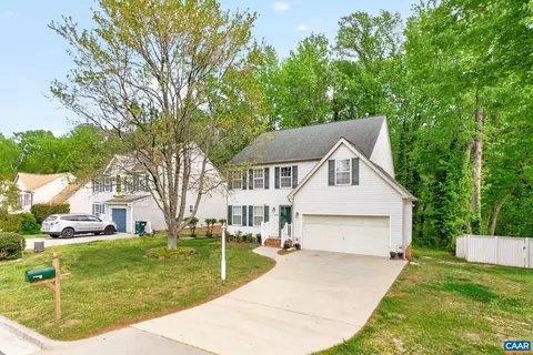 804 Maplegrove Dr, Richmond, VA 23223