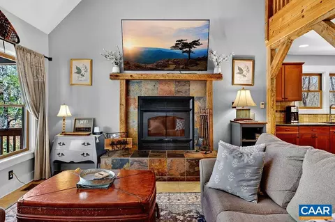 952 Blue Ridge Dr, Wintergreen Resort, VA 22967
