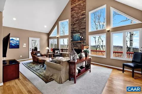 42 Peavy Pt, Wintergreen, VA 22967