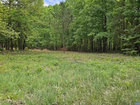 8 65 Ac Pond Rd, Buckingham, VA 23921