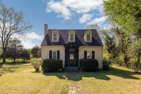1533 Lee Hwy, Verona, VA 24482