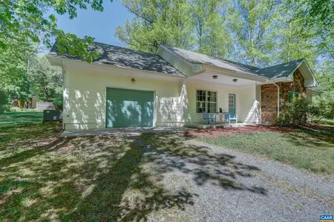 180 Lynx Farm Ln, Charlottesville, VA 22903