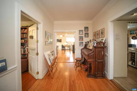Entry Way - 325 Union Run, Lexington, VA 24450 photo 3 of 4