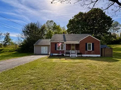 939 Old White Hill Rd, Stuarts Draft, VA 24477