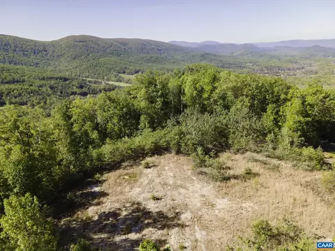 lot Apt 5 Fox Ridge Ln, Waynesboro, VA 22980