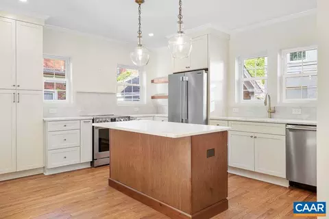 809 E Jefferson St, Charlottesville, VA 22902 photo 18