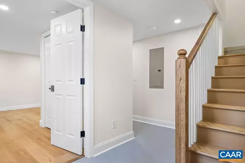 809 E Jefferson St, Charlottesville, VA 22902 photo 40