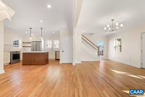 809 E Jefferson St, Charlottesville, VA 22902 photo 14
