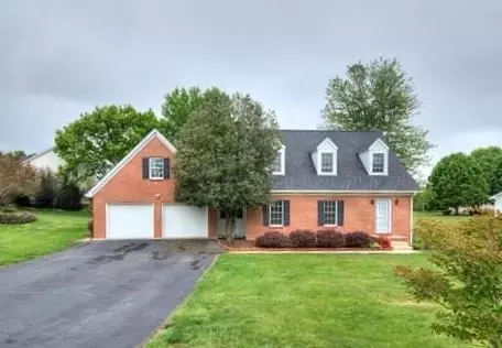 152 Nottingham Ln, Waynesboro, VA 22980