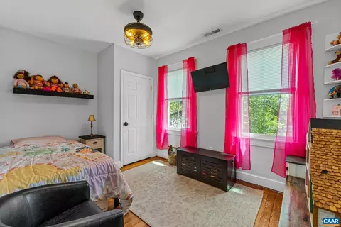 159 W Washington St W, Orange, VA 22960 photo 25