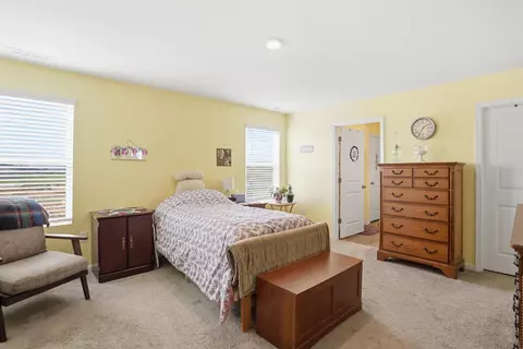 Bedroom - 386 Mesa Ct, Broadway, VA 22815 photo 6 of 7