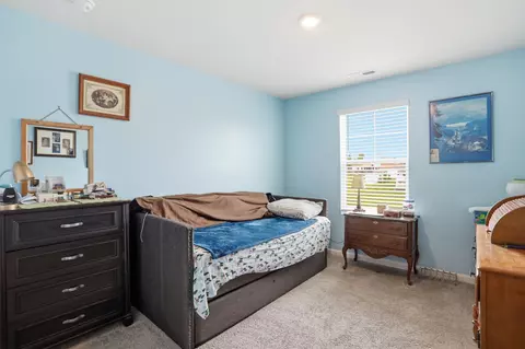 Bedroom - 386 Mesa Ct, Broadway, VA 22815 photo 2 of 7
