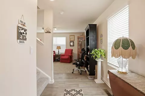 Entry Way - 386 Mesa Ct, Broadway, VA 22815 photo 2 of 2