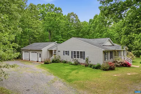 Exterior - 782 Bumpass Rd, Bumpass, VA 23024 photo 7 of 11