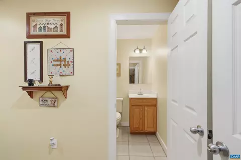 Entry Way - 782 Bumpass Rd, Bumpass, VA 23024 photo 2 of 2
