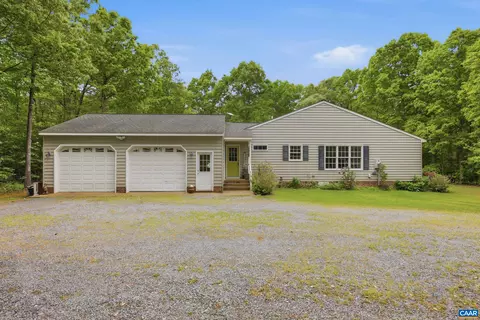 Exterior - 782 Bumpass Rd, Bumpass, VA 23024 photo 5 of 11