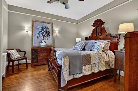 Bedroom - 552 Chestnut Ave, Waynesboro, VA 22980 photo 6 of 8