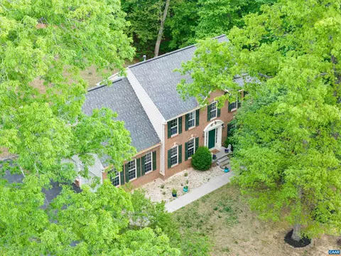 419 Carter Ln, Louisa, VA 23093