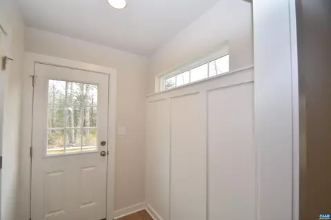 Entry Way - 3 Cheyenne Ct, Palmyra, VA 22963 photo 2 of 4