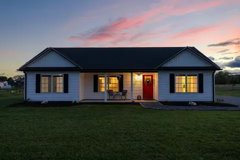 2212 W Dry River Rd W, Dayton, VA 22821