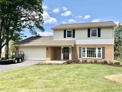 612 Sumter Rd, Waynesboro, VA 22980