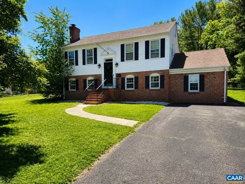 151 Lancaster Dr, Madison Heights, VA 24572