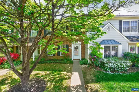 1536 Minor Ridge Ct, Charlottesville, VA 22901