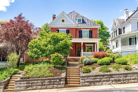 14 S Coalter St S, Staunton, VA 24401