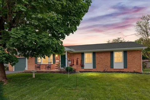 9943 Massanutten Ave, New Market, VA 22844