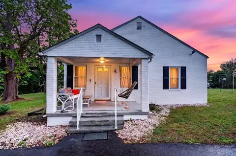 23 Montrose Dr, Fishersville, VA 22939