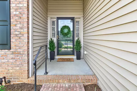 Entry Way - 117 Bryant Dr, Waynesboro, VA 22980 photo 1 of 2