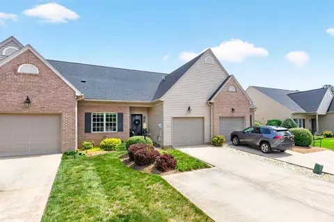 Exterior - 117 Bryant Dr, Waynesboro, VA 22980 photo 2 of 8