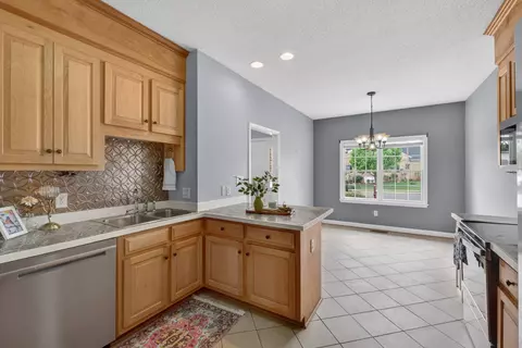 Kitchen - 117 Bryant Dr, Waynesboro, VA 22980 photo 4 of 6