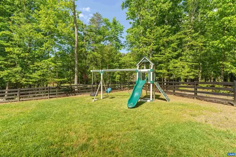 421 Houndstooth Ct, Charlottesville, VA 22901 photo 59