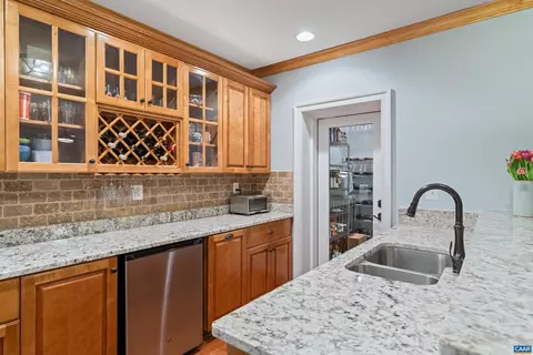 421 Houndstooth Ct, Charlottesville, VA 22901 photo 46