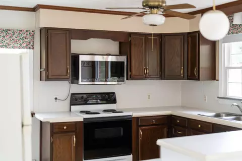 609 Sumter Rd, Waynesboro, VA 22980 photo 18