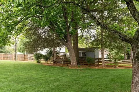 609 Sumter Rd, Waynesboro, VA 22980 photo 42