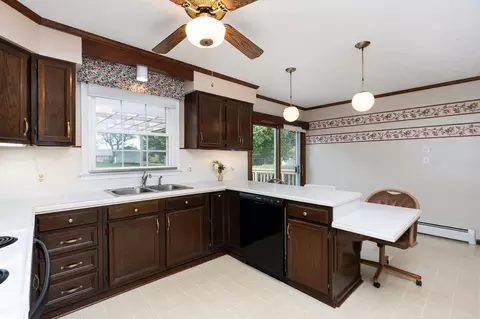 609 Sumter Rd, Waynesboro, VA 22980 photo 17