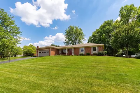 609 Sumter Rd, Waynesboro, VA 22980 photo 3
