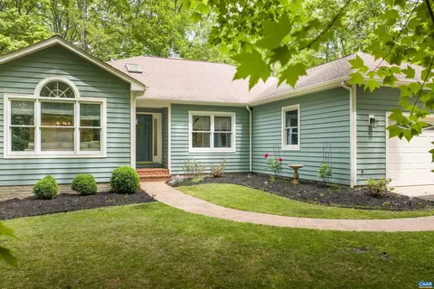 3310 Woodcreek Dr, Charlottesville, VA 22911