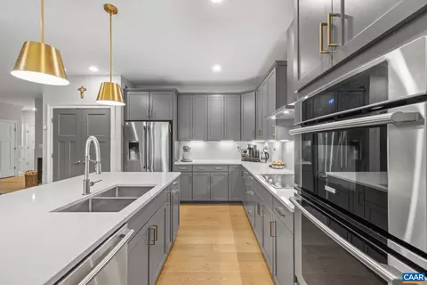 Kitchen - 271 Two Rivers Dr, Troy, VA 22974 photo 5 of 7