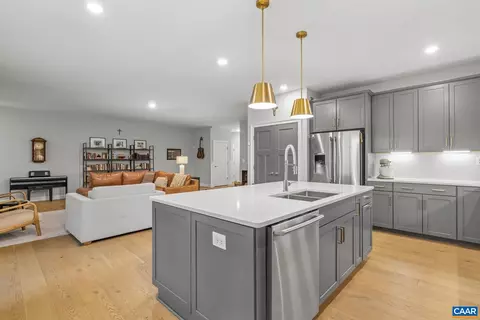 Kitchen - 271 Two Rivers Dr, Troy, VA 22974 photo 6 of 7